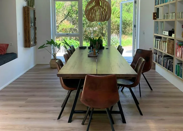 بيت للعطل Functionalist Home Near Cold Hawaii, Klitmoller *
